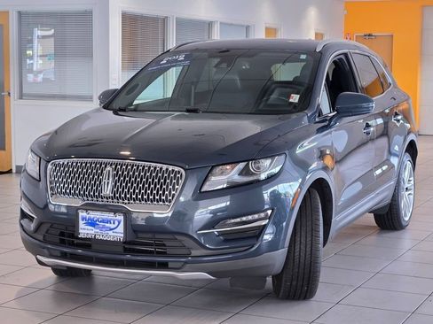 Used 2019 Lincoln MKC Reserve w/ MKC Climate Package AWD/4WD image 4