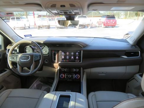 Used 2021 GMC Yukon XL Denali w/ Denali Ultimate Package image 22