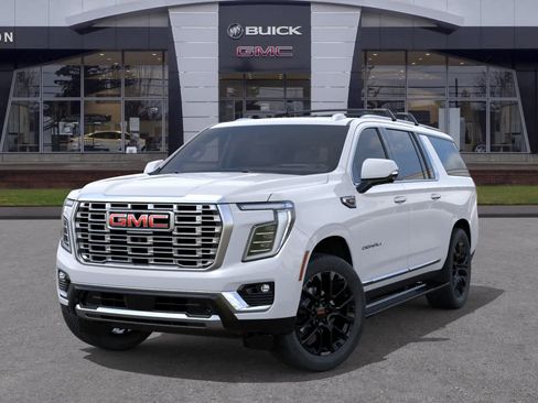 New 2026 GMC Yukon XL Denali w/ Denali Reserve Package AWD/4WD image 6