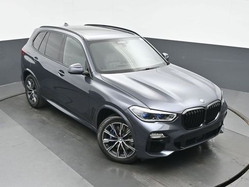 Used 2019 BMW X5 xDrive50i w/ M Sport Package AWD/4WD image 35