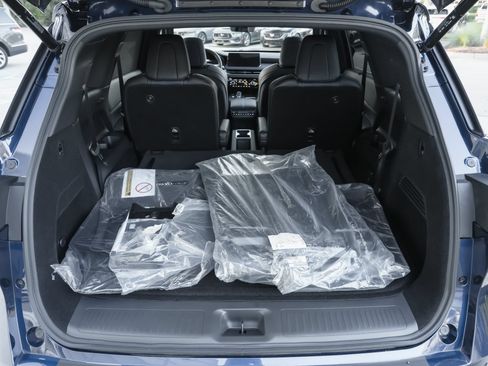 Certified 2026 INFINITI QX60 Sport w/ Dark Cargo Package AWD/4WD image 38