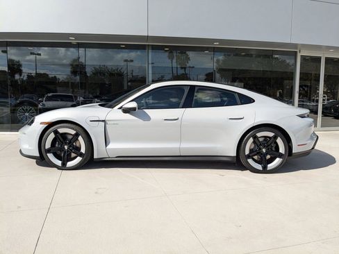 New 2025 Porsche Taycan 4S image 2