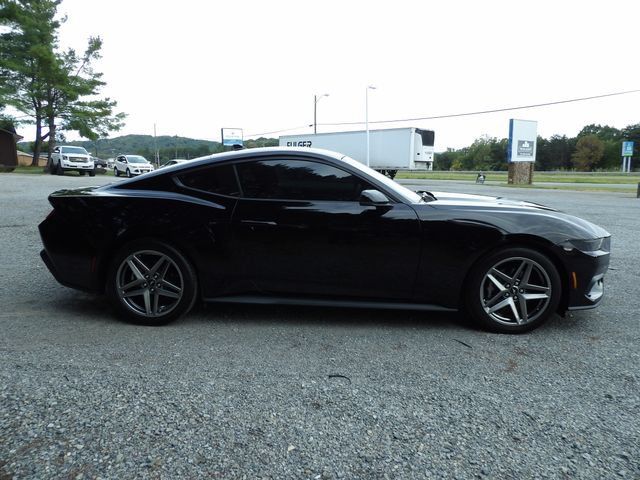 Used 2026 Ford Mustang Premium RWD image 6