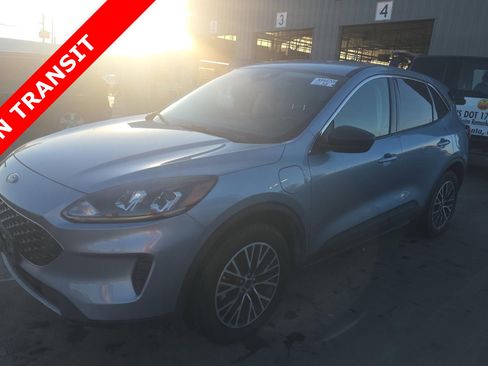 Used 2022 Ford Escape SE image 1