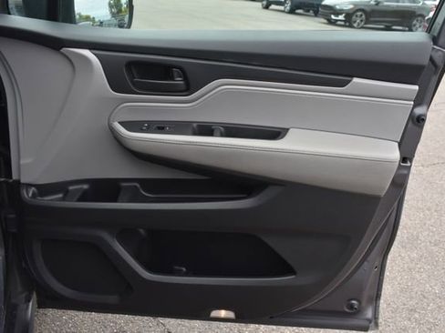 Used 2019 Honda Odyssey EX image 48