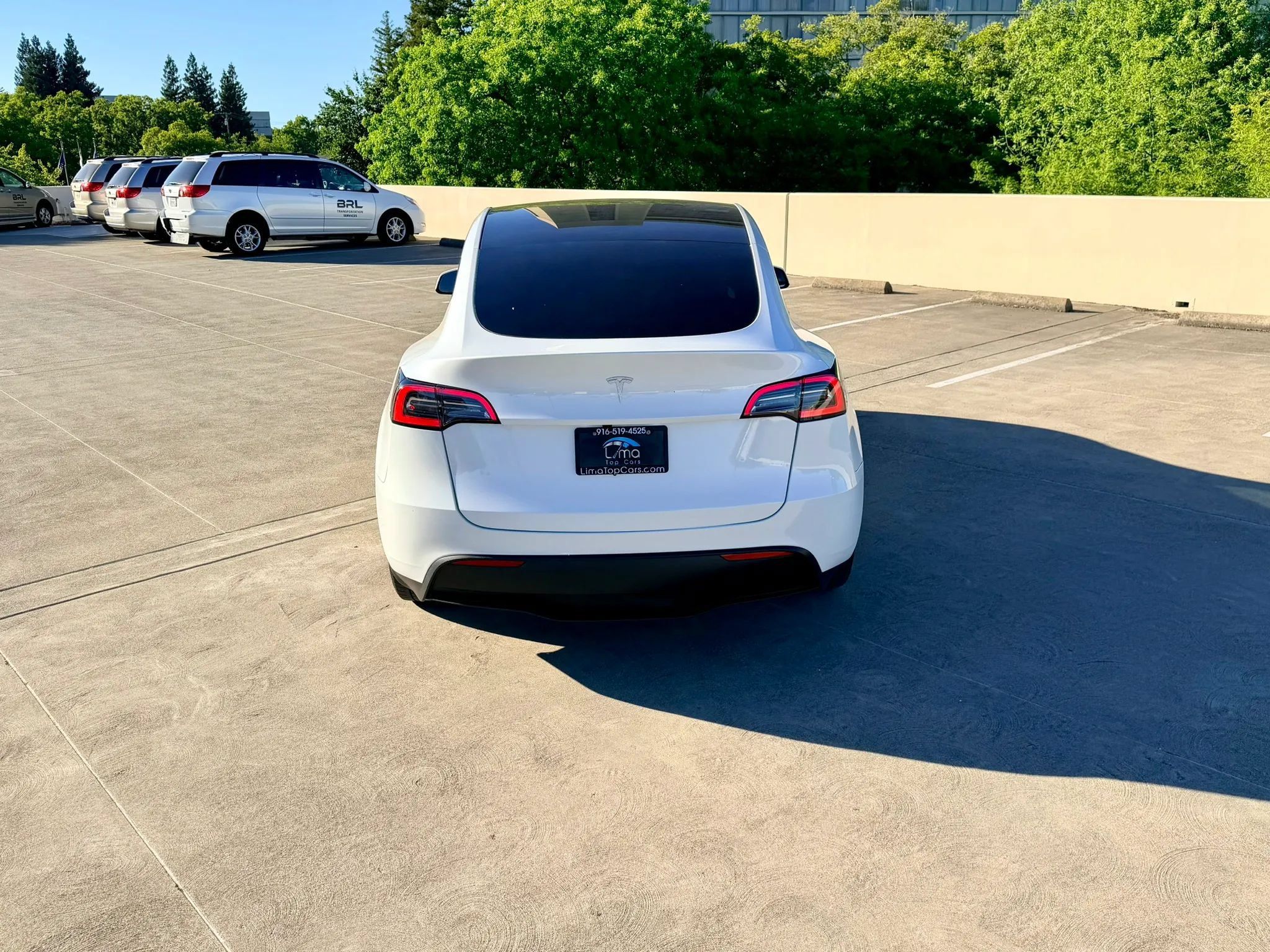 Used 2024 Tesla Model Y Long Range RWD image 9