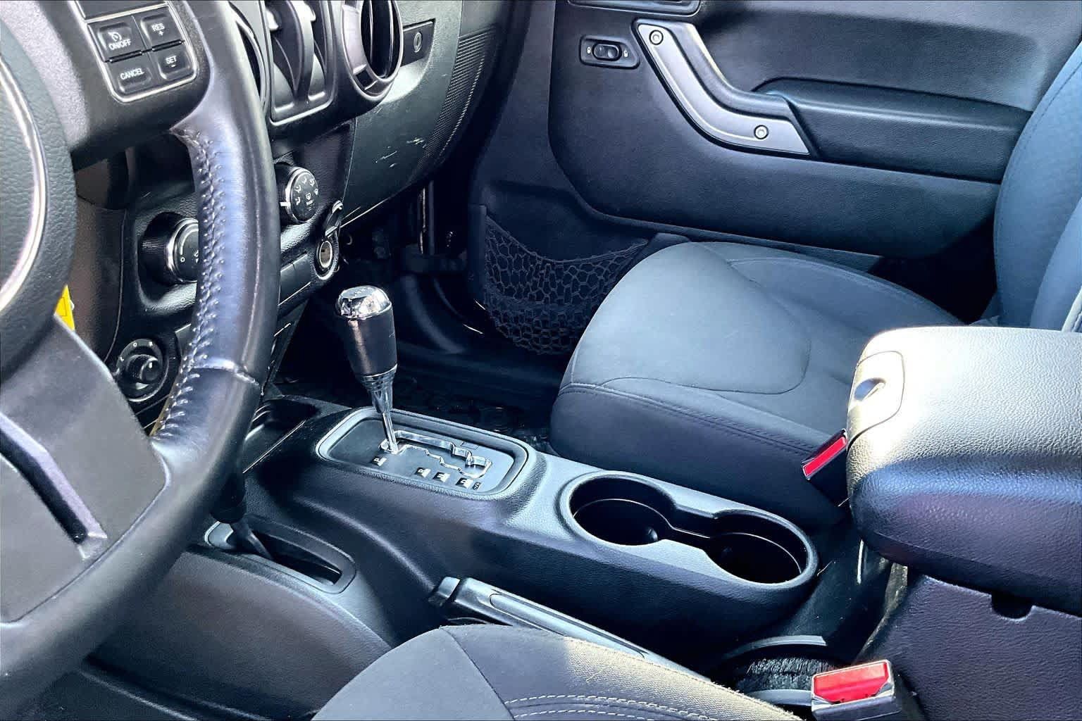 Used 2016 Jeep Wrangler Sport AWD/4WD image 19