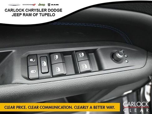 New 2026 Jeep Compass Latitude image 12