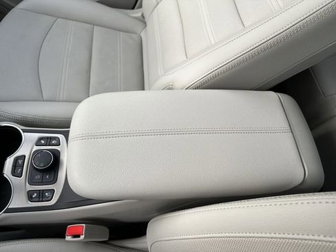 Certified 2023 GMC Terrain Denali w/ Denali Premium Package image 25