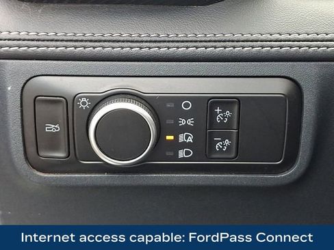 Used 2025 Ford Mustang Premium RWD image 9