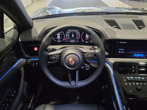 New 2026 Porsche Panamera image 24