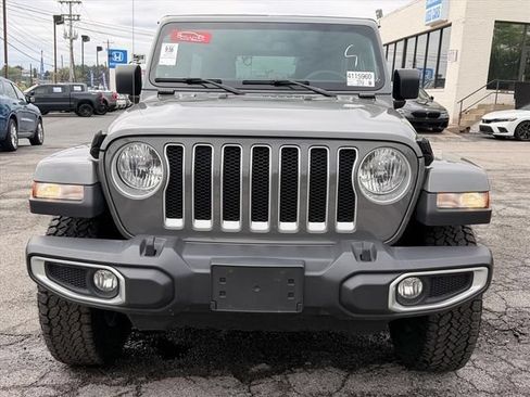 Used 2023 Jeep Wrangler Unlimited Sahara AWD/4WD image 11