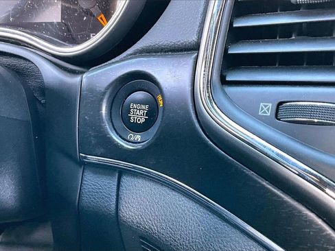 Certified 2018 Jeep Grand Cherokee Limited image 26