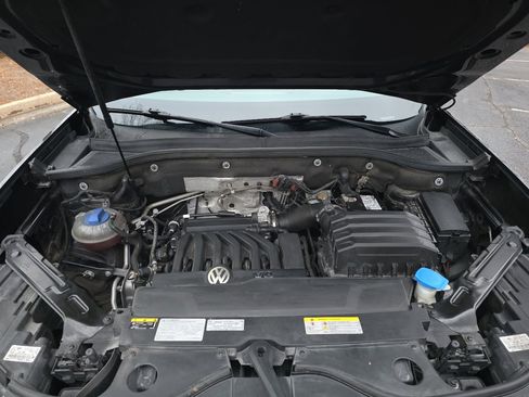 Used 2021 Volkswagen Atlas Cross Sport SE image 27