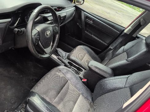 Used 2015 Toyota Corolla S FWD image 12