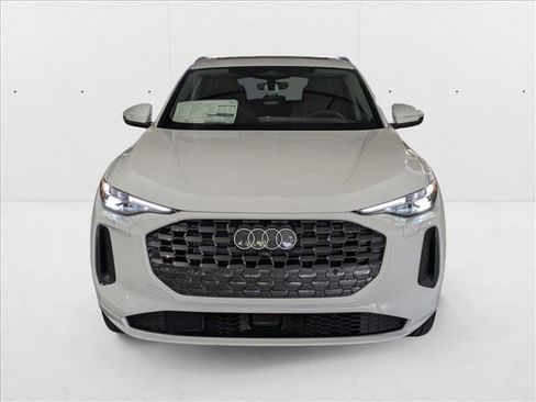 New 2025 Audi Q5 Premium Plus image 5