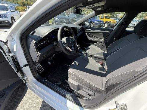 New 2025 Volkswagen Jetta Sport image 10