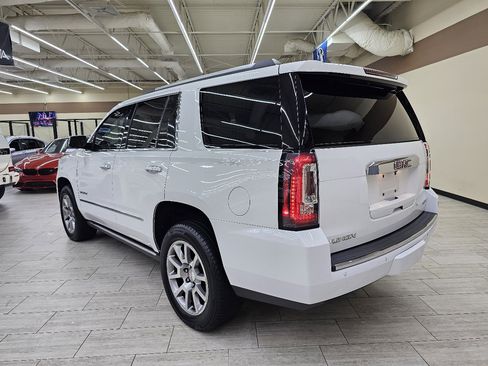 Used 2017 GMC Yukon Denali w/ Open Road Package image 9