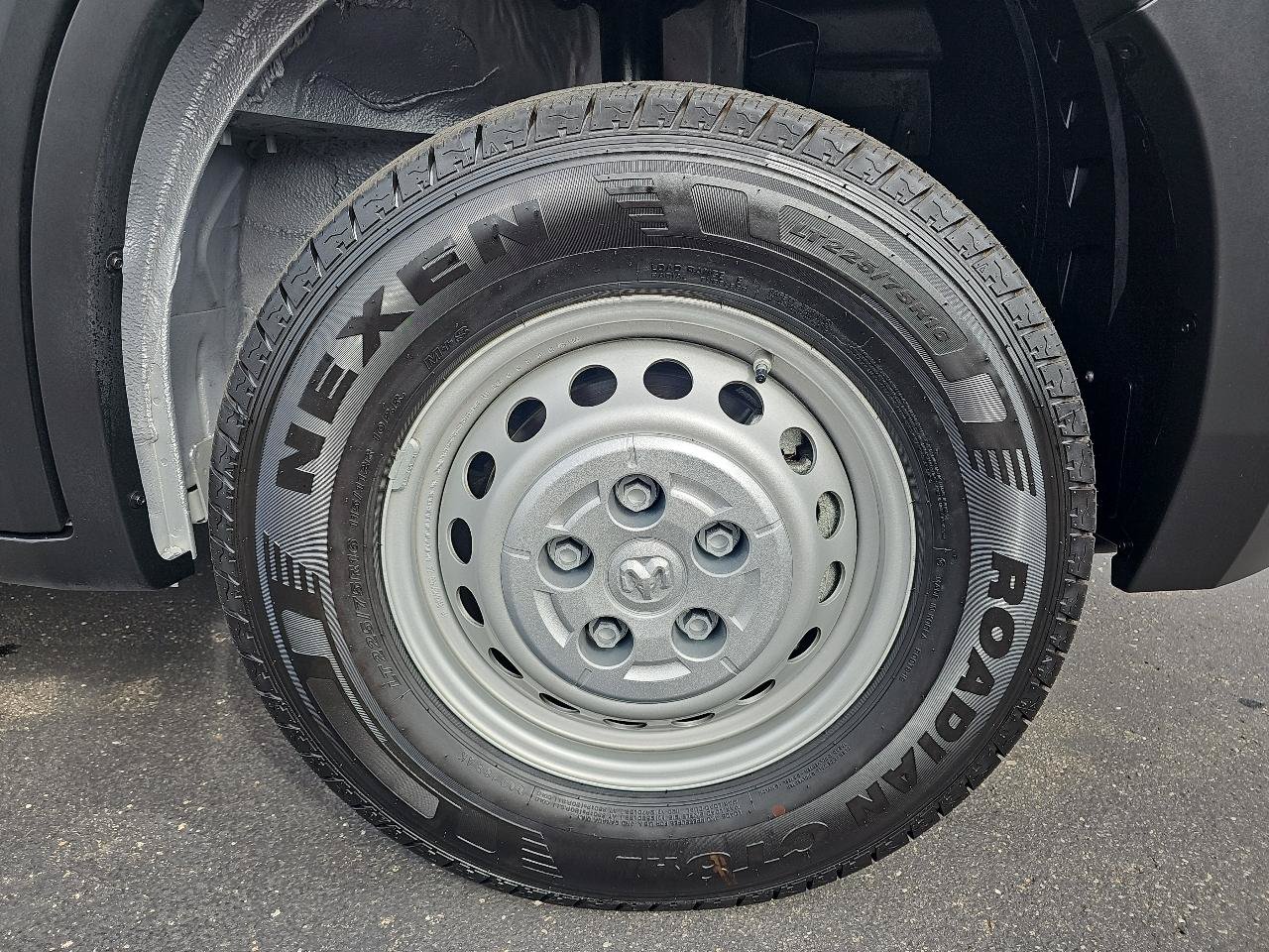 Used 2026 RAM ProMaster 1500 w/ Safety Group FWD image 23
