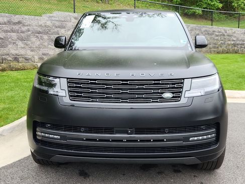 New 2026 Land Rover Range Rover Long Wheelbase SE AWD/4WD image 8