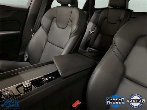 Used 2025 Volvo XC60 B5 Core image 51