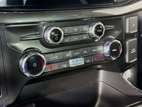 Used 2022 Ford F150 XLT w/ Equipment Group 302A High image 15