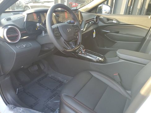 New 2026 Chevrolet Trax RS image 18