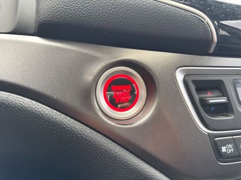 Used 2021 Honda Pilot Special Edition image 19