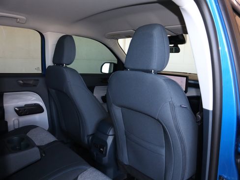 New 2025 Ford Maverick XLT w/ XLT Luxury Package image 42