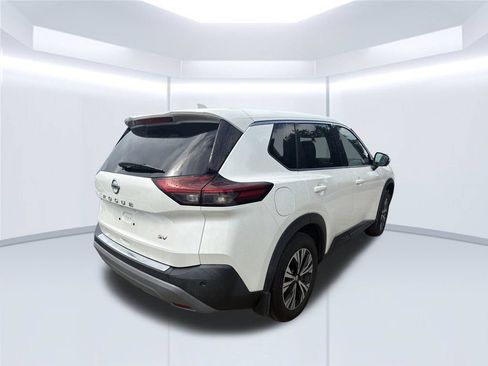 Used 2021 Nissan Rogue SV FWD image 10