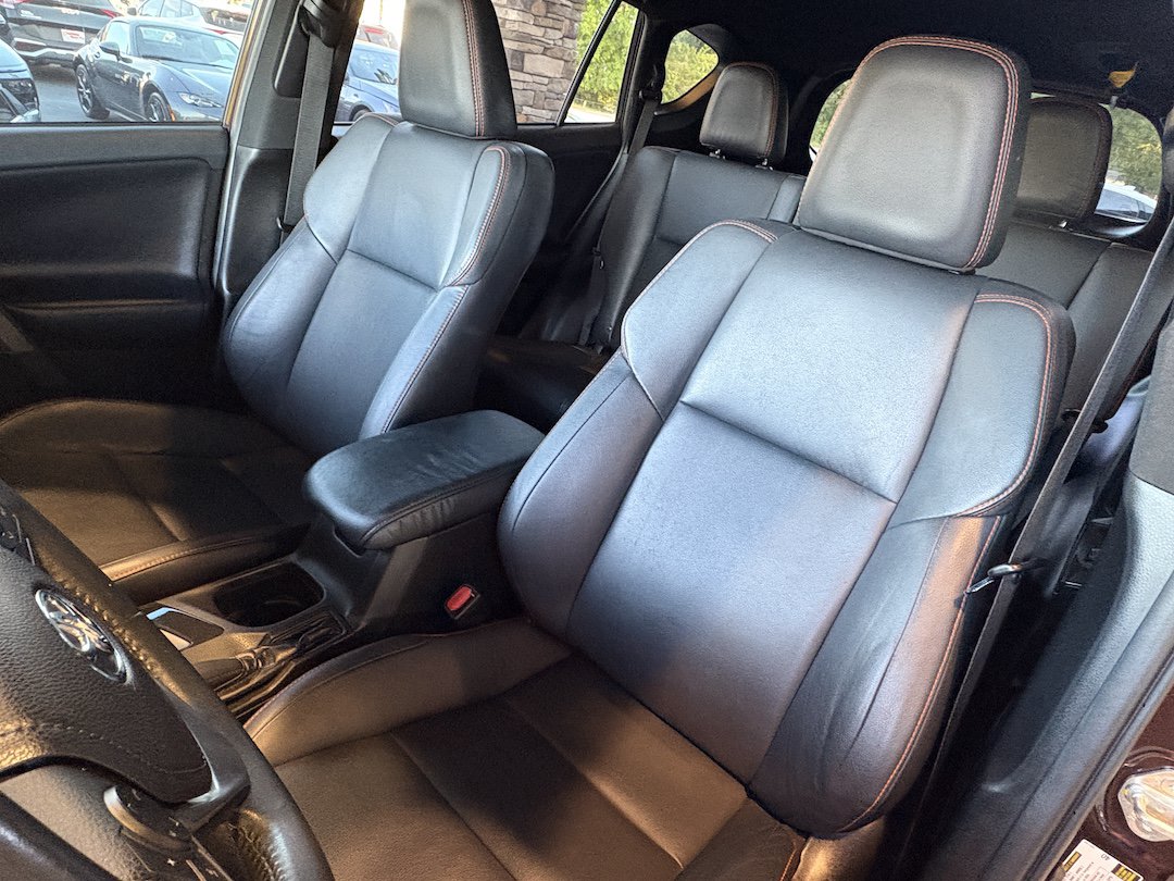Used 2017 Toyota RAV4 SE w/ Power Extra Value Package AWD/4WD image 24