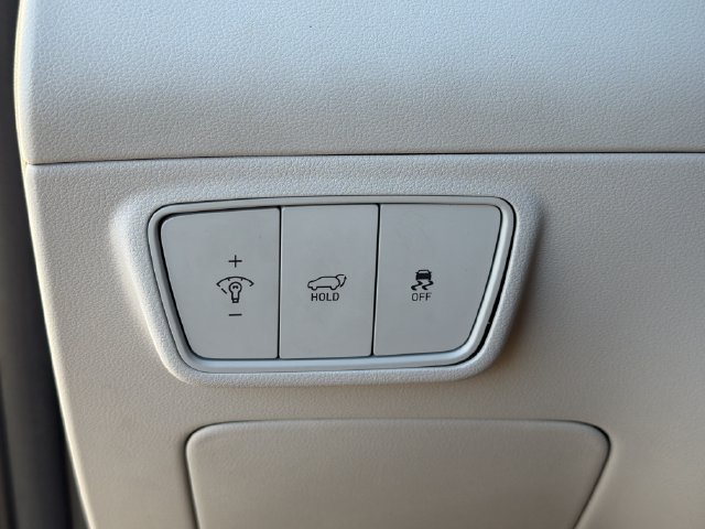 Certified 2022 Hyundai Tucson Limited FWD image 35