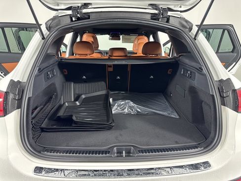 Certified 2026 Mercedes-Benz GLC 300 4MATIC image 14