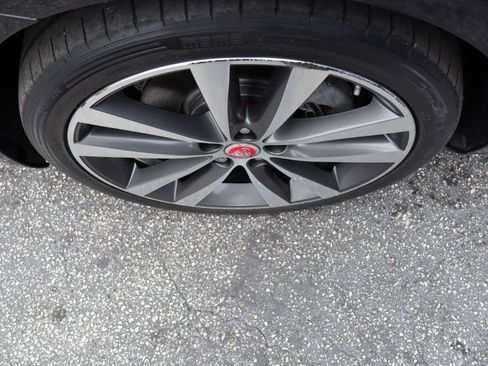 Used 2018 Jaguar XE Prestige RWD image 29
