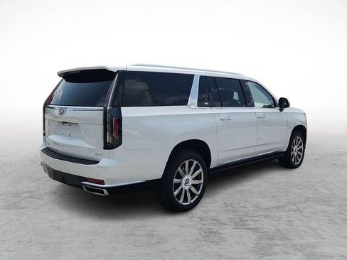 Certified 2024 Cadillac Escalade ESV Premium Luxury Platinum AWD/4WD image 4