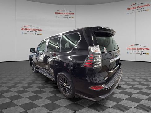 Used 2023 Lexus GX 460 Luxury w/ Sport Design Package AWD/4WD image 5