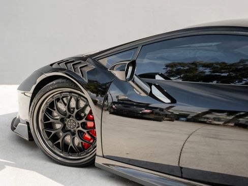 Used 2024 Lamborghini Huracan Tecnica image 53