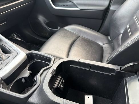 Used 2019 Toyota RAV4 XLE Premium w/ Cold Weather Package AWD/4WD image 30