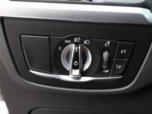 Used 2023 BMW X4 xDrive30i w/ M Sport Package image 34