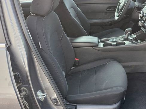 Used 2024 Nissan Sentra S image 35