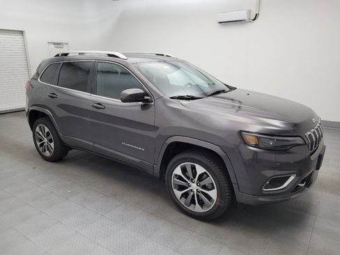 Used 2019 Jeep Cherokee Overland w/ Technology Group image 11