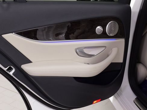 Used 2021 Mercedes-Benz E 350 Sedan image 47