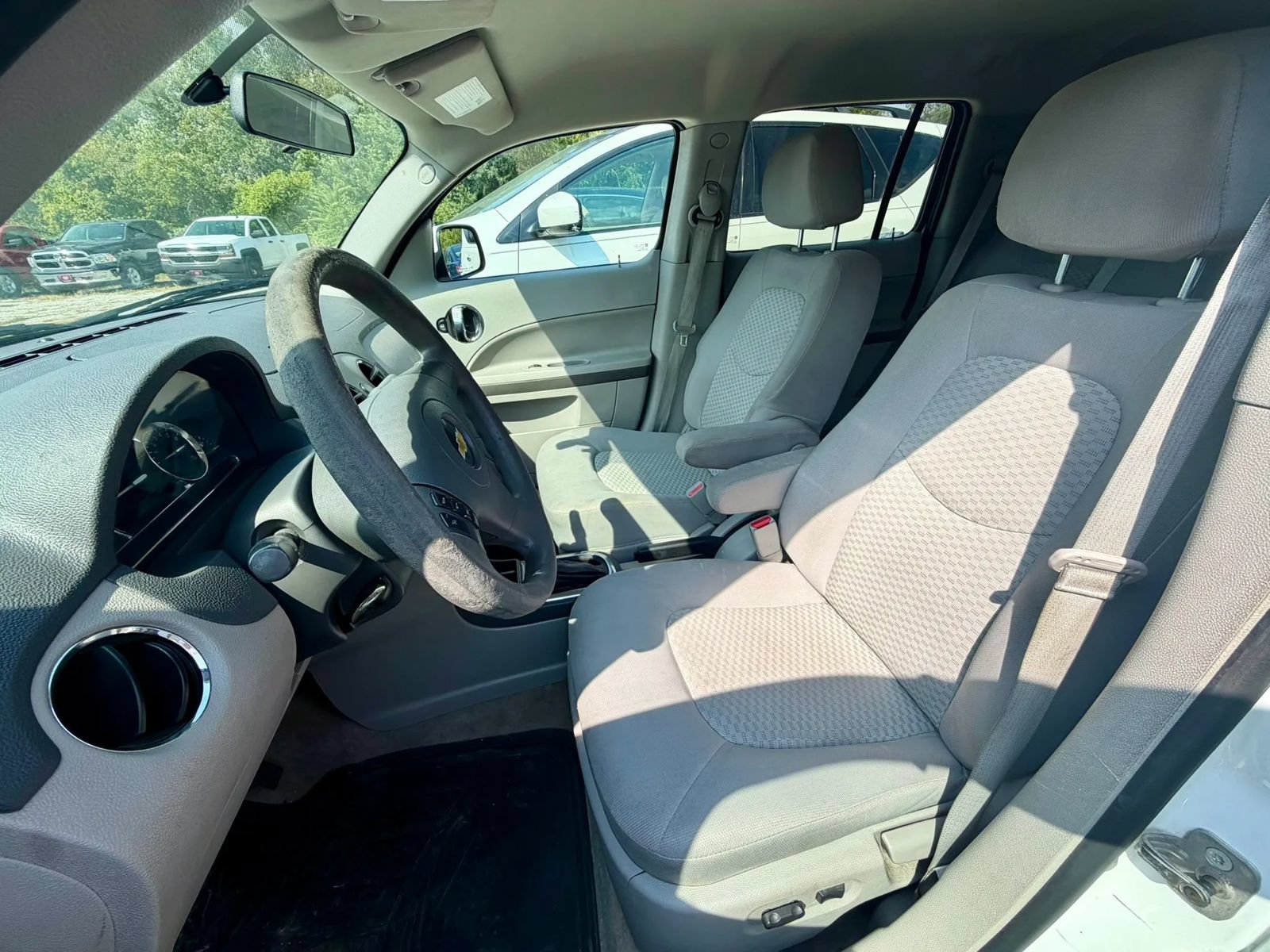 Used 2011 Chevrolet HHR LT FWD image 9