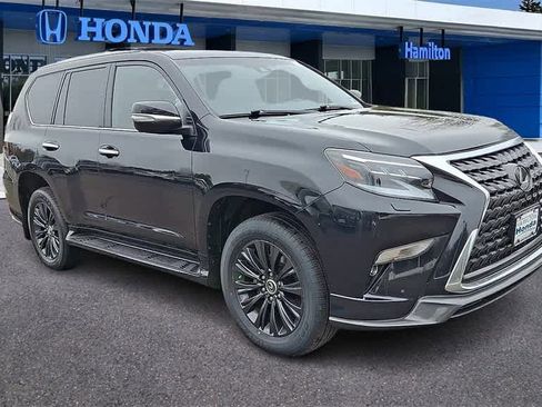 Used 2023 Lexus GX 460 Luxury w/ Sport Design Package image 2