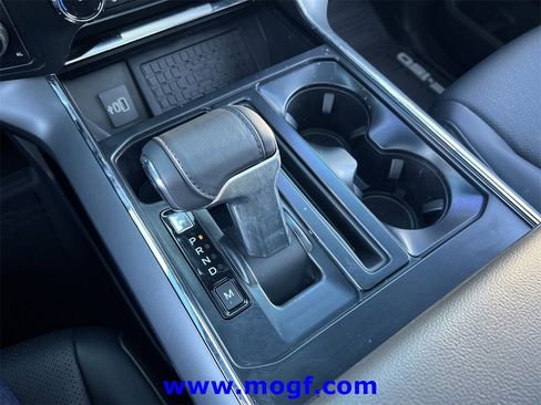 Certified 2025 Ford F150 Lariat w/ Equipment Group 501A Mid image 15