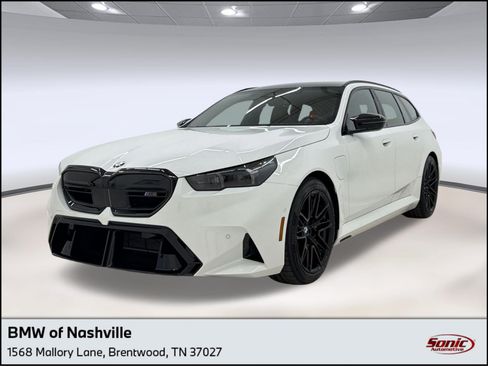 New 2027 BMW M5 Touring AWD/4WD image 1