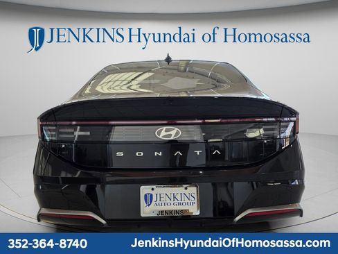 New 2026 Hyundai Sonata SEL image 3