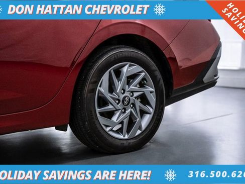 Used 2024 Hyundai Elantra SEL image 41