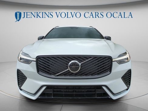 New 2026 Volvo XC60 B5 Core image 8
