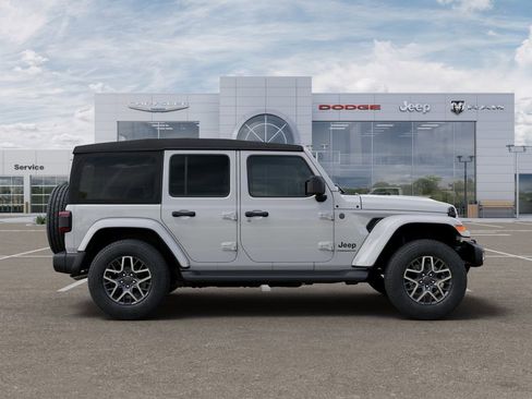New 2026 Jeep Wrangler Sahara image 22
